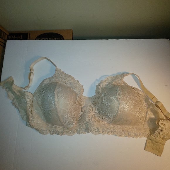 Beige Full  Lace Bali Bra Bralette Size 3XL Full coverage Adjustable Straps - Picture 1 of 9